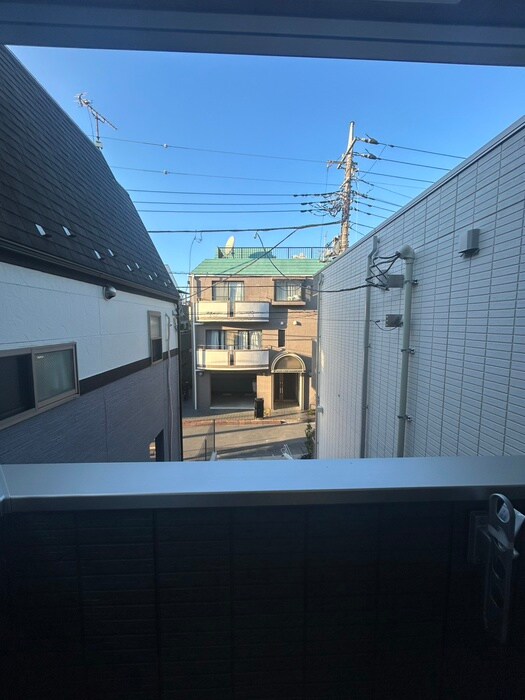 物件内観写真18　(室内からの展望)