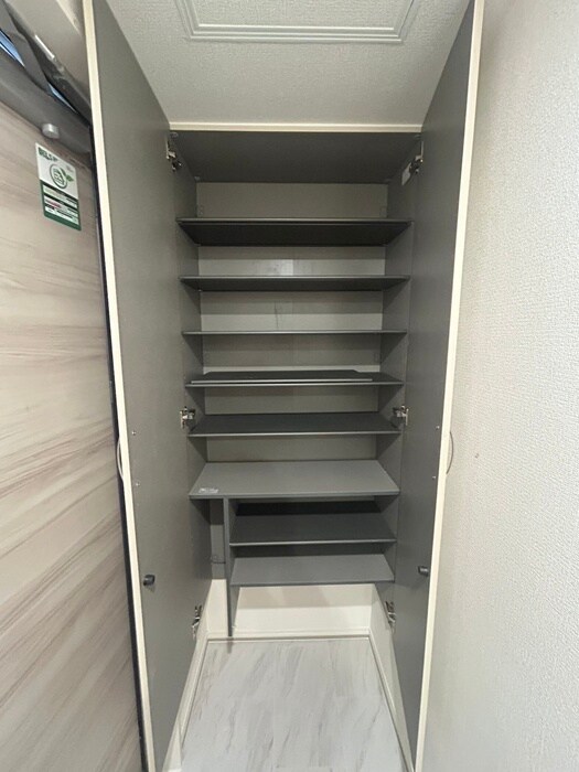 物件内観写真18　(靴箱)