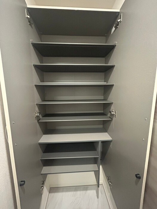 物件内観写真19　(靴箱)