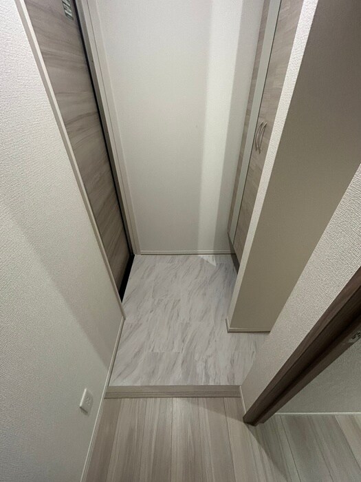 物件内観写真19　(玄関)