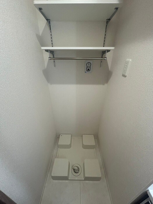 物件内観写真21　(洗濯機置場)