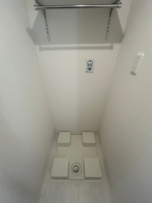 物件内観写真21　(洗濯機置場)