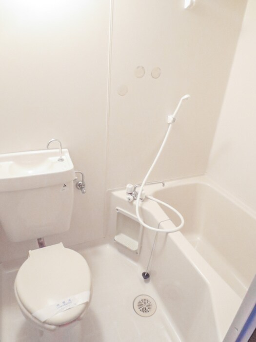 物件内観写真10　(バス／シャワールーム等)