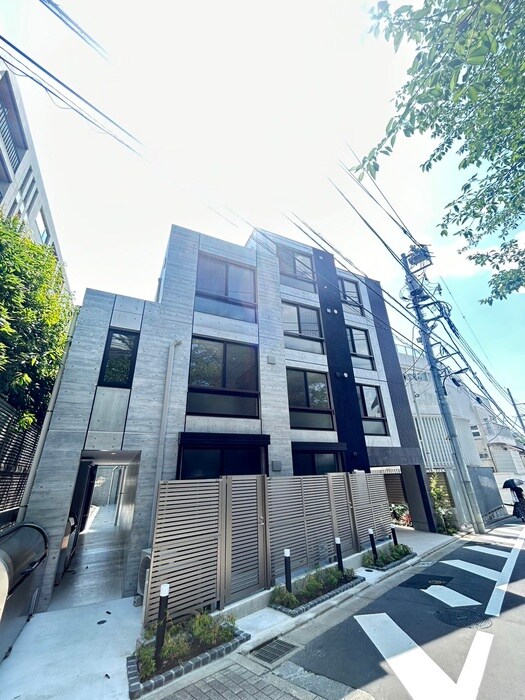 物件外観写真2　(外観写真)