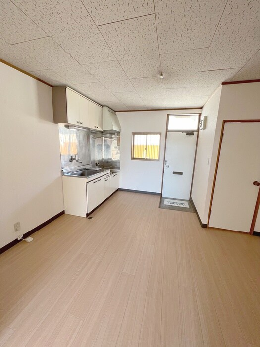 物件内観写真8　(居室)