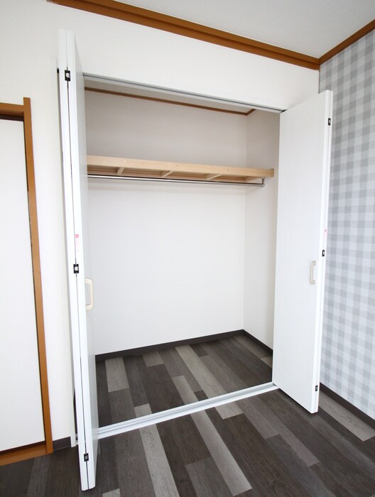 物件内観写真12　(収納)