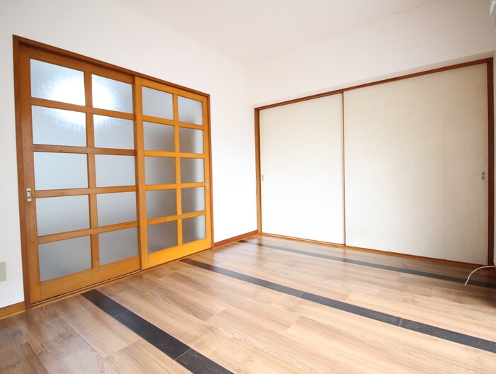 物件内観写真15　(居室)