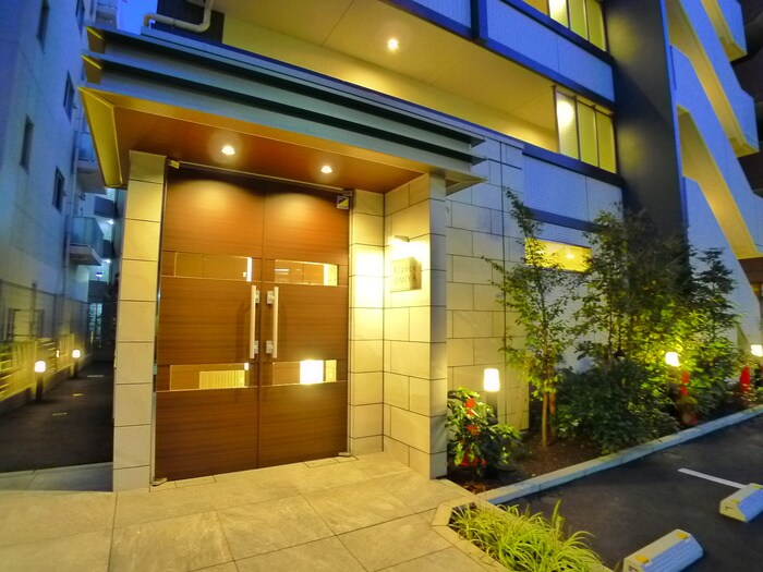 物件外観写真2　(駐車場)