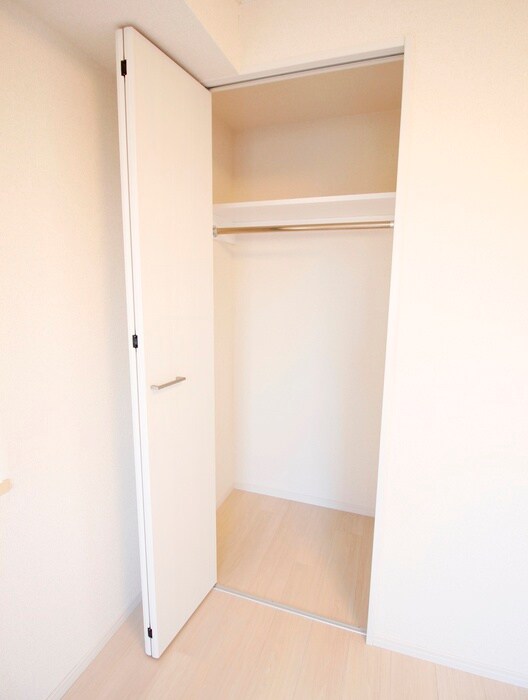 物件内観写真13　(収納)