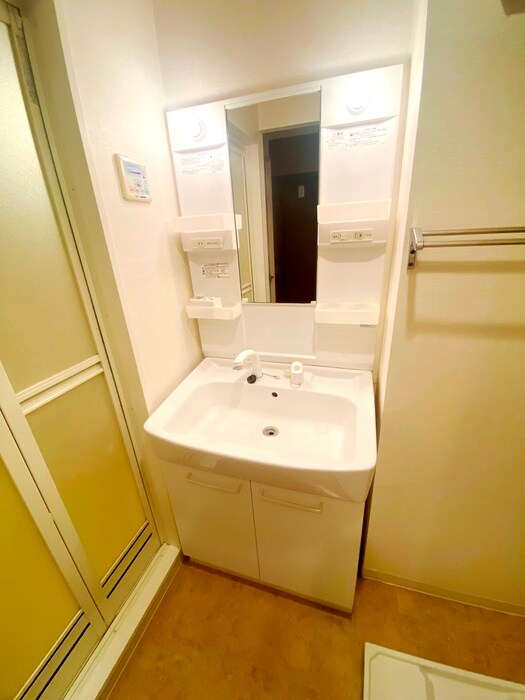 物件内観写真9　(洗面)