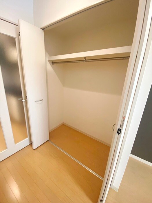 物件内観写真13　(収納)