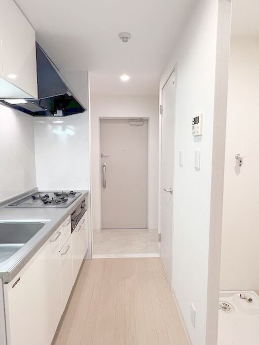 物件内観写真18　(玄関)