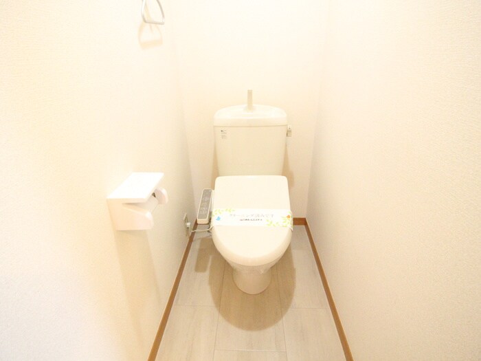 物件内観写真6　(トイレ)