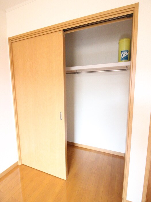 物件内観写真13　(収納)