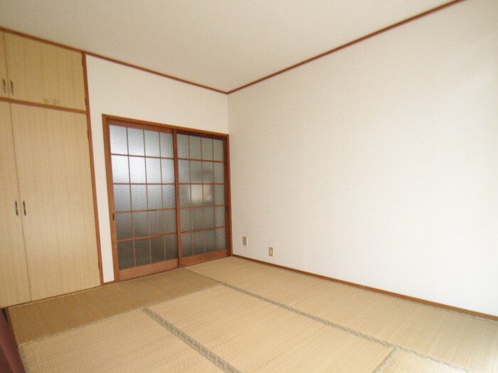 物件内観写真10　(居室)