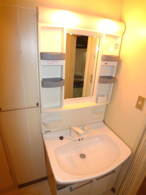 物件内観写真12　(洗面)