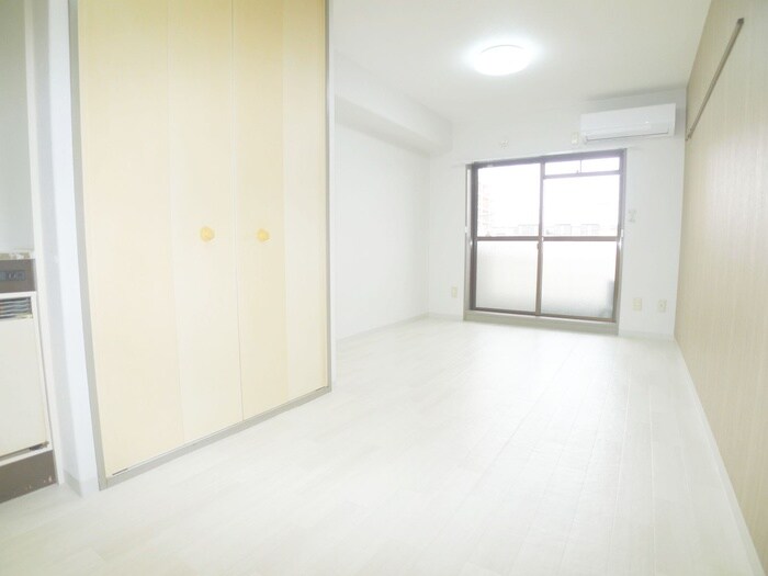 物件内観写真5　(居室)