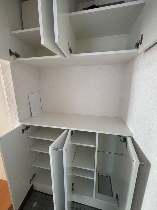 物件内観写真13　(靴箱)