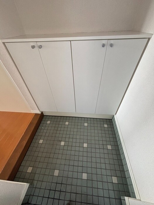 物件内観写真21　(玄関)