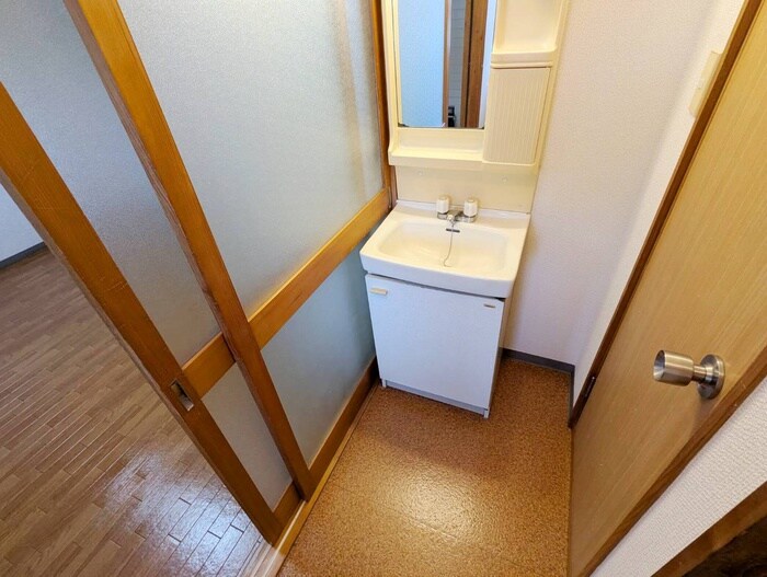 物件内観写真10　(洗面)