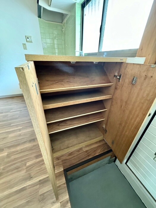 物件内観写真12　(靴箱)