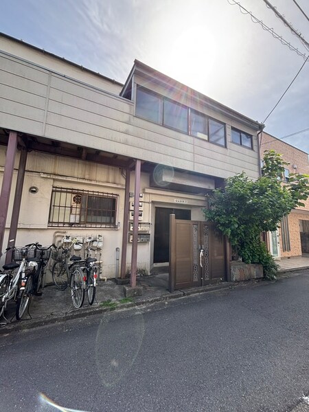 シエスタ・クロ－バ－外観写真