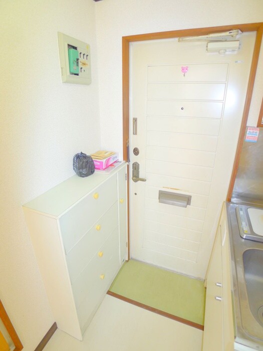 物件内観写真17　(靴箱)