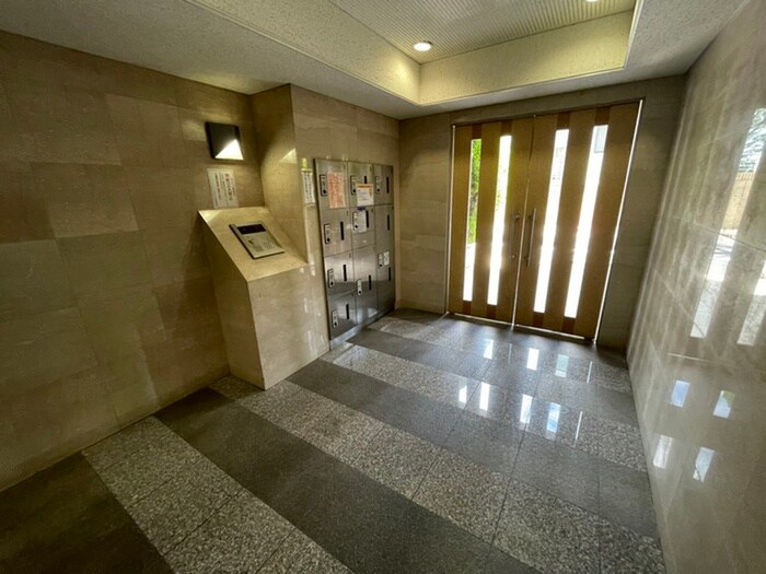 物件外観写真4　(建物設備)