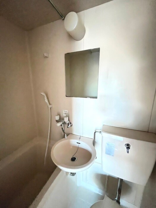 物件内観写真13　(洗面)