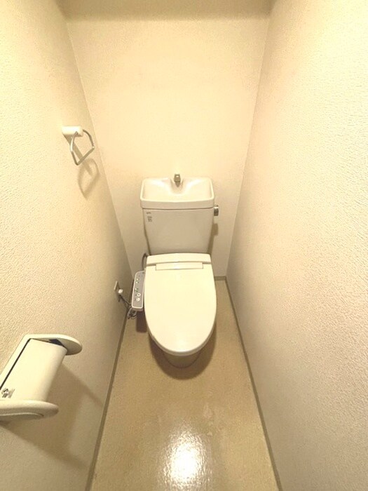 物件内観写真16　(トイレ)