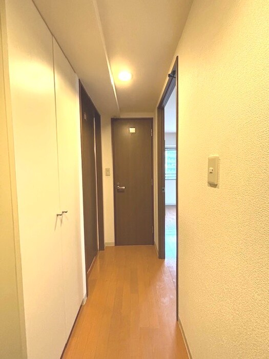 物件内観写真21　(廊下)