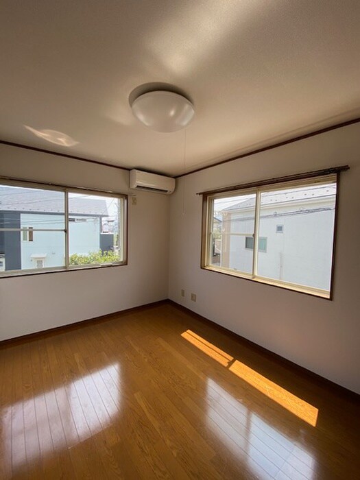 物件内観写真8　(居室)