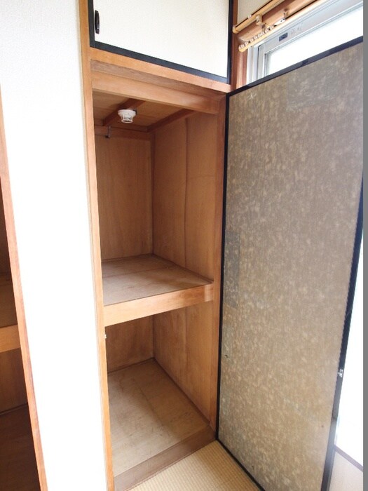 物件内観写真18　(収納)