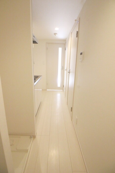 物件内観写真16　(廊下)