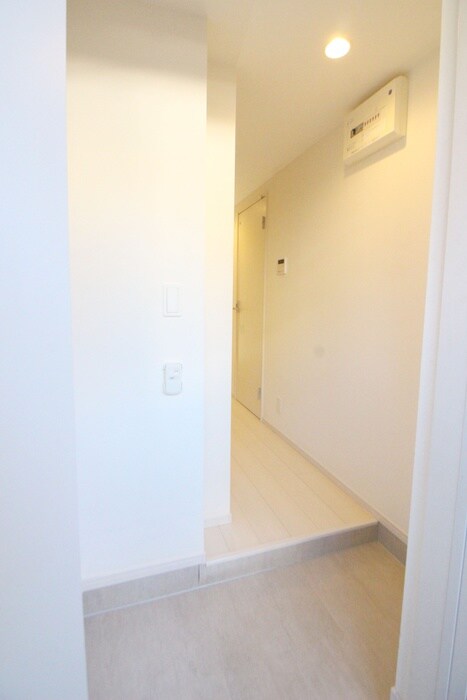物件内観写真19　(玄関)