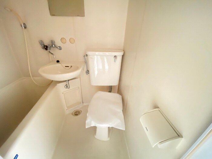 物件内観写真10　(トイレ)