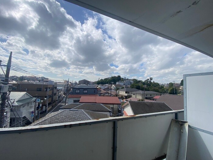 物件内観写真14　(室内からの展望)