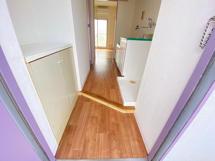 物件内観写真15　(玄関)