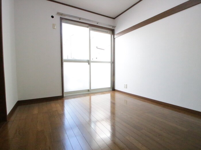 物件内観写真15　(居室)