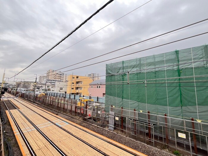 物件内観写真22　(室内からの展望)