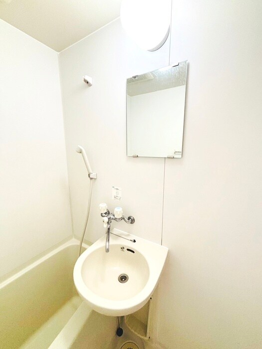 物件内観写真12　(洗面)