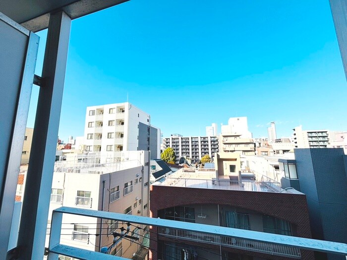 物件内観写真15　(室内からの展望)