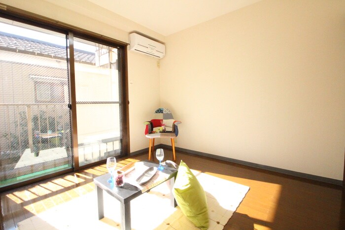 物件内観写真8　(居室)