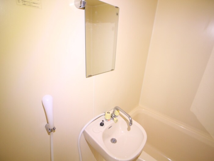 物件内観写真13　(洗面)