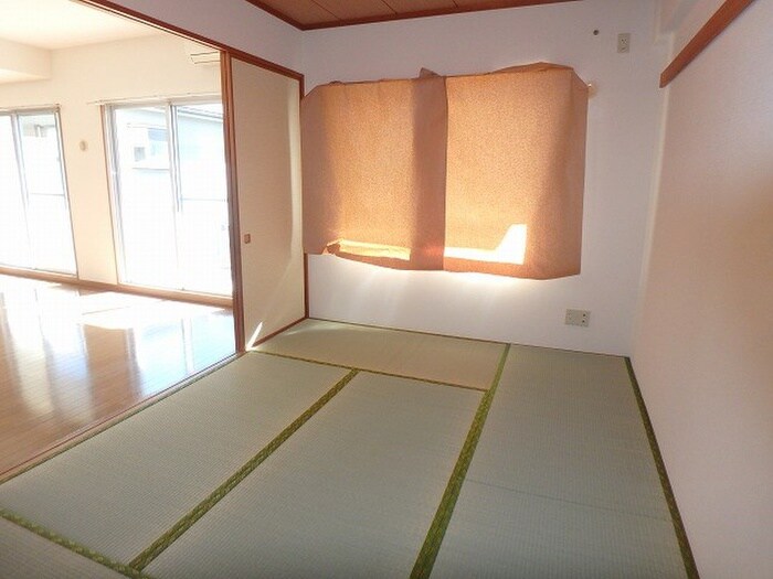 物件内観写真16　(居室)