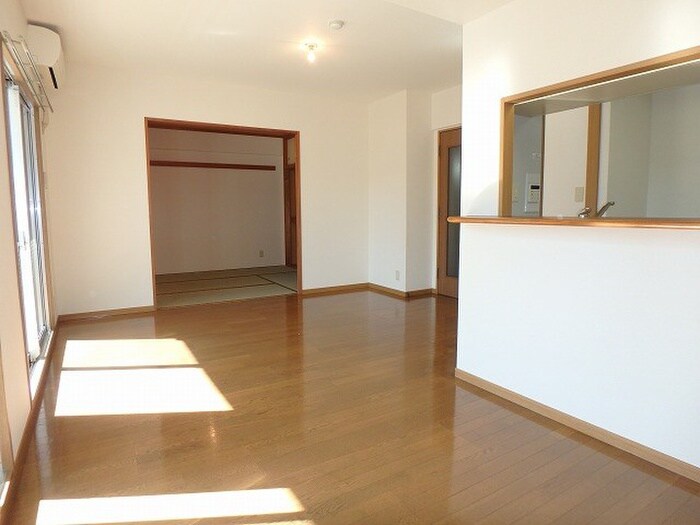 物件内観写真17　(居室)