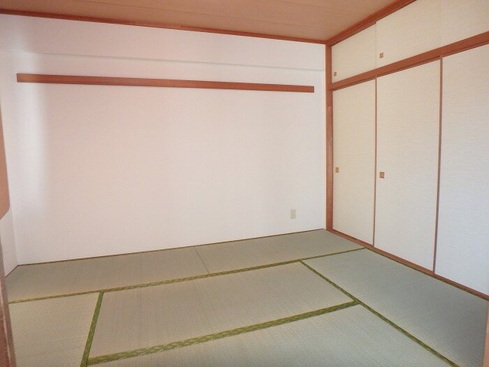 物件内観写真21　(居室)