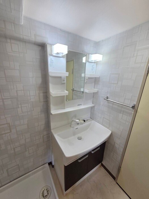 物件内観写真11　(洗面)