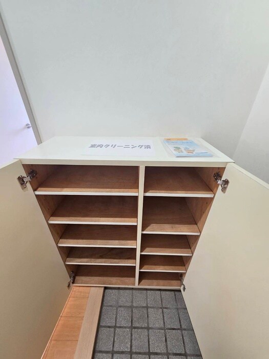 物件内観写真17　(靴箱)
