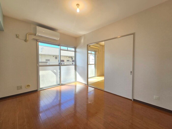 物件内観写真20　(居室)